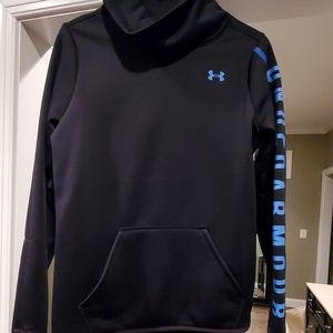 Under Armor sweatshirt